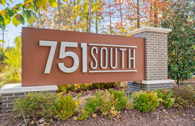 1509 Newpoint Drive - 1 Gallery 3