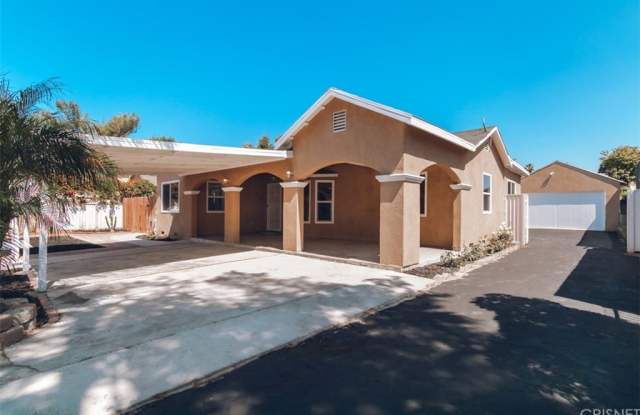 11817 Kittridge Street - 11817 Kittridge Street, Los Angeles, CA 91606