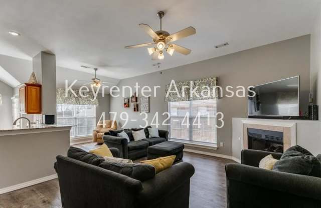 Beautiful Home in Bentonville Gallery 4