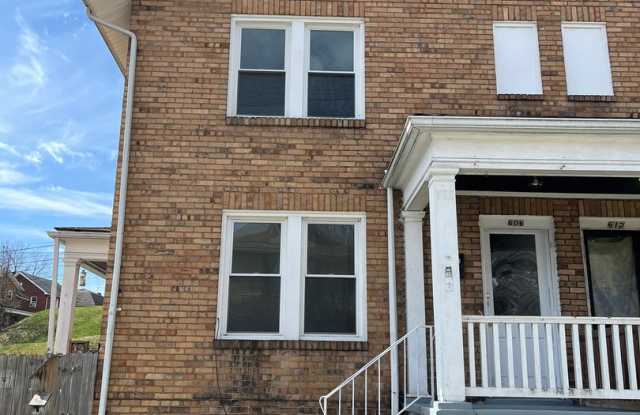 606/612 Logan - 606 Logan Avenue, Mingo Junction, OH 43938 606/612 Logan - 606 Logan Avenue, Mingo Junction, OH 43938