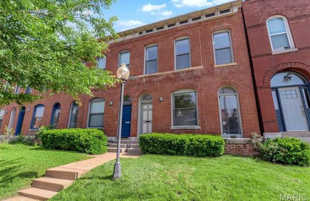 4419 Oakland Avenue photos photos