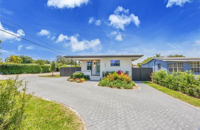 2650 SW 65th Ave - 2650 Southwest 65th Avenue, Coral Terrace, FL 33155 2650 SW 65th Ave - 2650 Southwest 65th Avenue, Coral Terrace, FL 33155