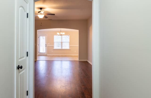 3237 Alexandria Drive Gallery 4