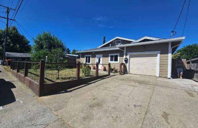 Available now UKIAH photos photos Available now UKIAH photos photos