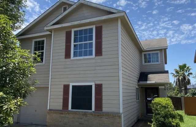 Room in 4 Bedroom Home at Mallow Grove photos photos