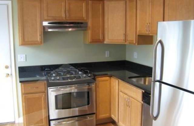 109 Orchard St - 109 Orchard Street, Somerville, MA 02144