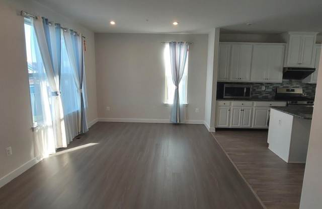 5970 FALLFISH COURT Gallery 2