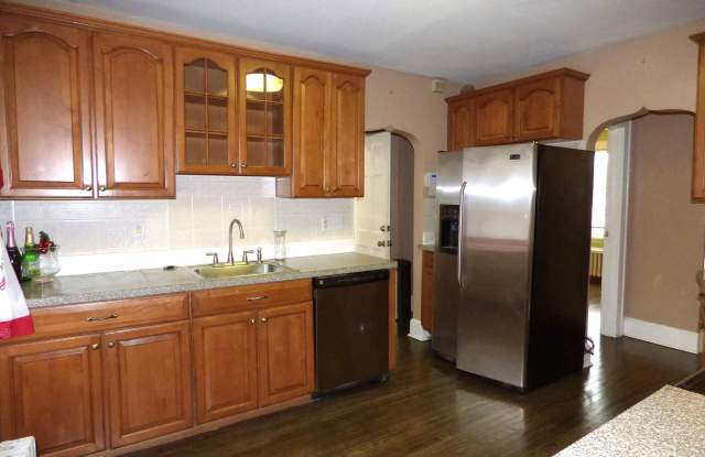 1387 Norman Street photos photos