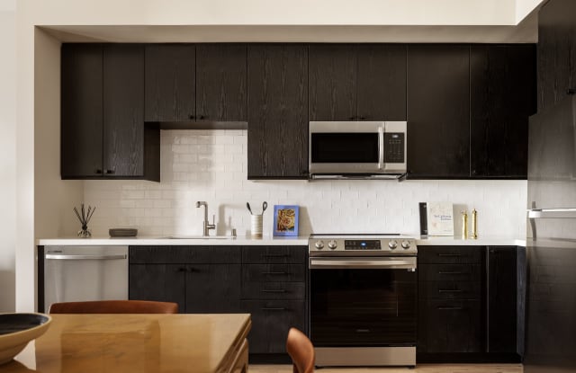 Hollywood Park Residences Gallery 3