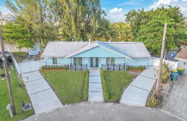 4400 SW 37th Avenue Ave photos photos