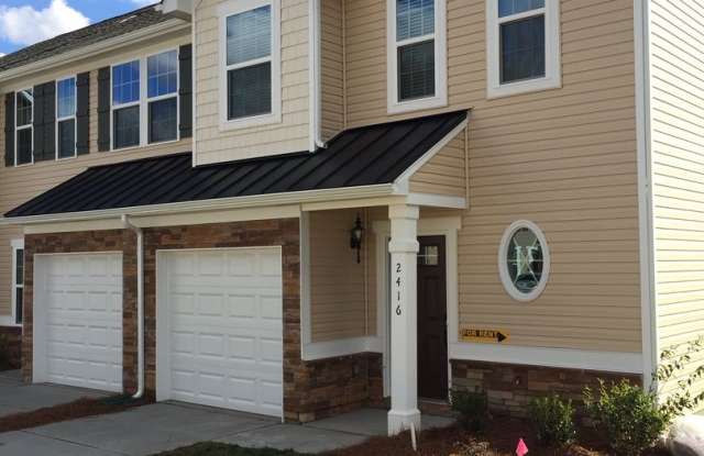Gorgeous 3 Bedroom townhome in Steelcreek! Gallery 3