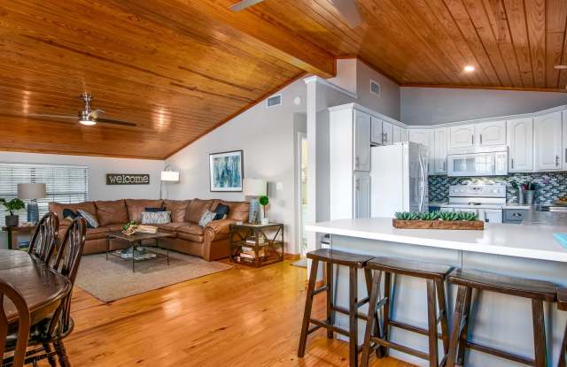 6804 River Road Gallery 4