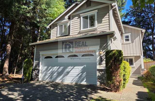 Check out this beautiful 3 bedroom, 2.0 bath gated community home! Gallery 3