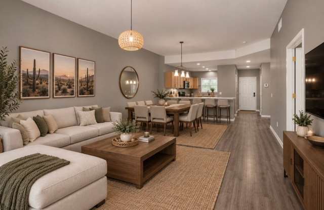 Charming 2BR Condo with Den in Mesa Gallery 1