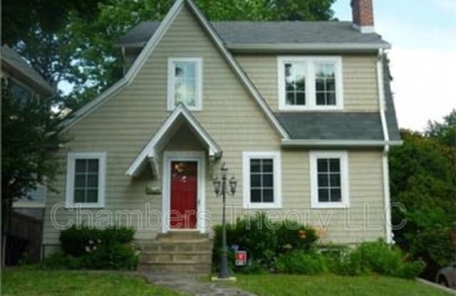 1621 N Taylor St - 1621 North Taylor Street, Arlington, VA 22207