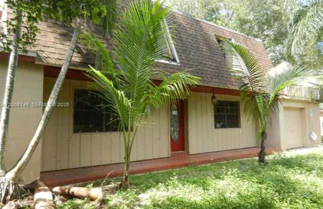 18950 SW 240th St HOMESTEAD, FL 33031 photos photos