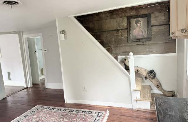 101 Boston Road Gallery 3