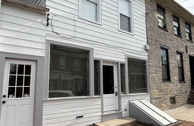 21 MAIN STREET S - 21 North Main Street, Mercersburg, PA 17236