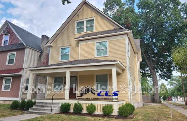 930 South Center Street photos photos