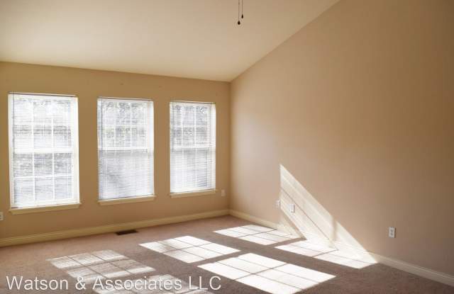 109 Lakeview Ct Gallery 4
