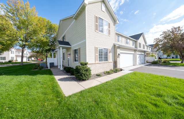 535 Tamarack Trl. Gallery 1