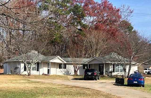 2 bed 1 bath duplex in Oconee! photos photos