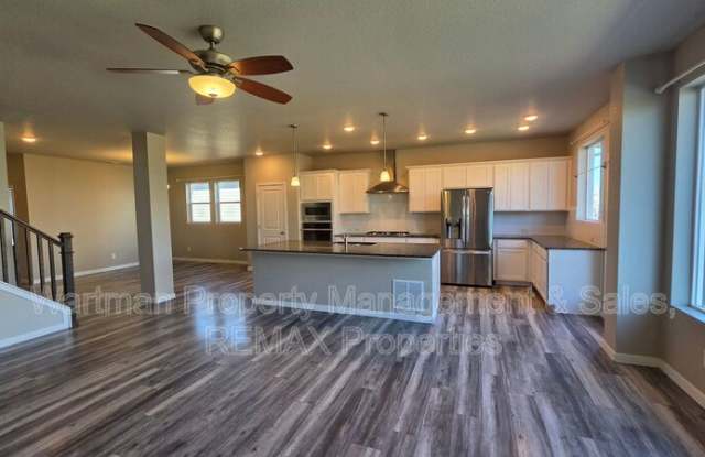 9638 Vistas Park Gallery 3