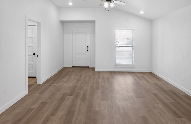 BRAND NEW 3BR HOME | PET FRIENDLY | W/D INCLUDED | LUBBOCK photos photos