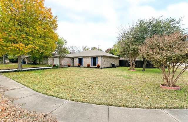 4520 Bryan Circle Gallery 2