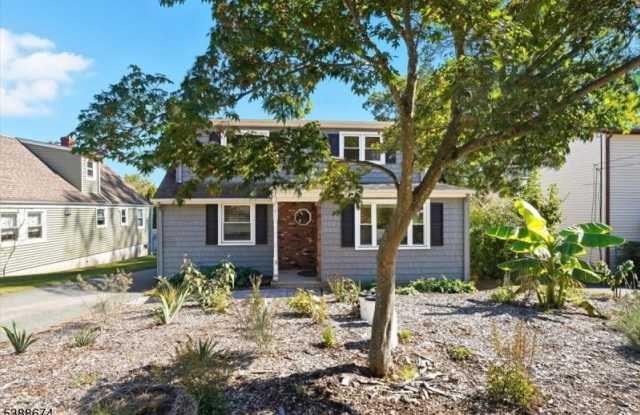 7 Birchwood Rd - 7 Birchwood Road, Rockaway, NJ 07866 7 Birchwood Rd - 7 Birchwood Road, Rockaway, NJ 07866