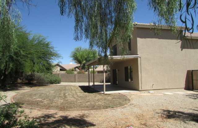 19824 N 34th Plaza Gallery 2