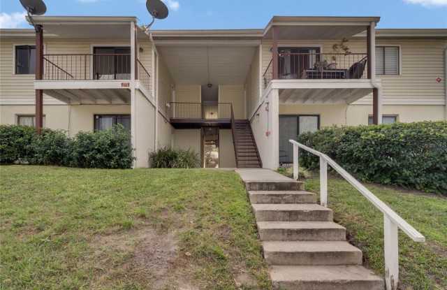 304 CHEROKEE COURT - 304 Cherokee Court, Altamonte Springs, FL 32701