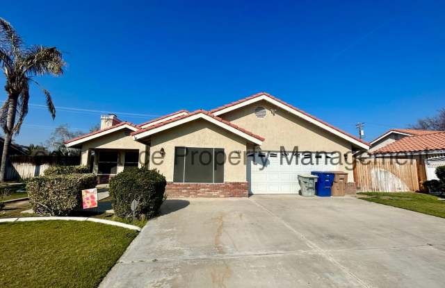 Beautiful 3 Bed/2 Bath + Office NW Bakersfield Home w/ RBP & Deposit Alternative Option photos photos Beautiful 3 Bed/2 Bath + Office NW Bakersfield Home w/ RBP & Deposit Alternative Option photos photos
