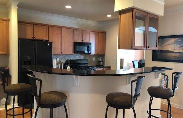 1751 Highlands View Drive SE Gallery 3