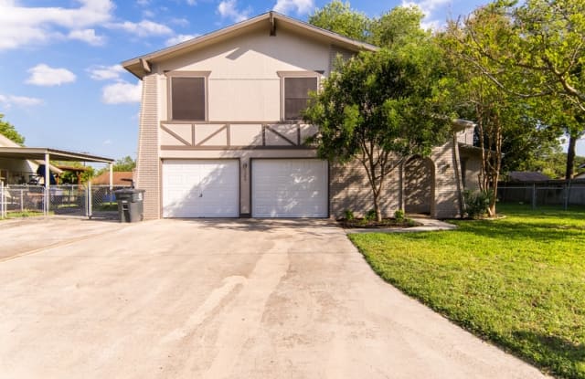1384 Poppy Lane - 1384 Poppy Lane, New Braunfels, TX 78130
