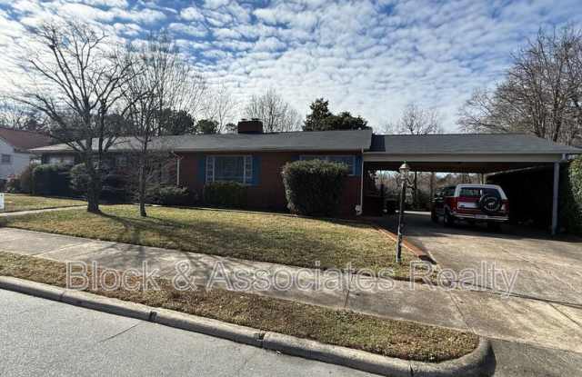 922 S Cox St photos photos