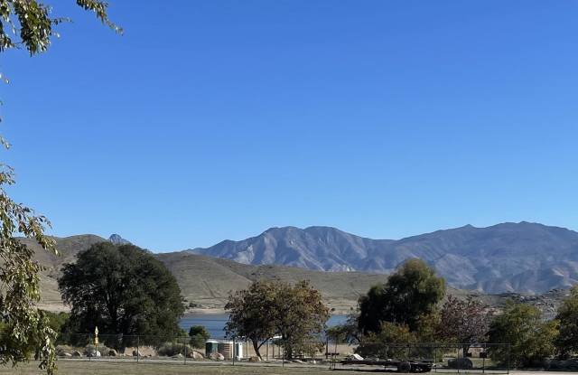 5980 Wofford Boulevard - 5980 Wofford Boulevard, Wofford Heights, CA 93285