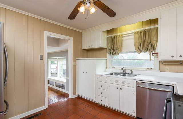 5121 Wilmar Drive Gallery 4