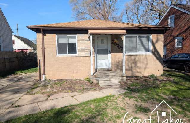 Stunning 3 Bedroom 1 Bathroom now available for rent - 20797 Gentner Street, Warren, MI 48089 Stunning 3 Bedroom 1 Bathroom now available for rent - 20797 Gentner Street, Warren, MI 48089