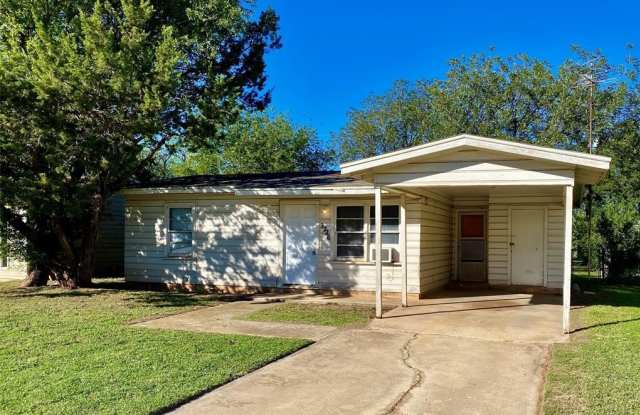 2726 Beech Street photos photos