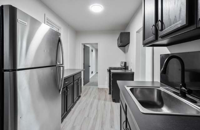 Stunning 4 Bedroom home in Carrick available May 15! photos photos