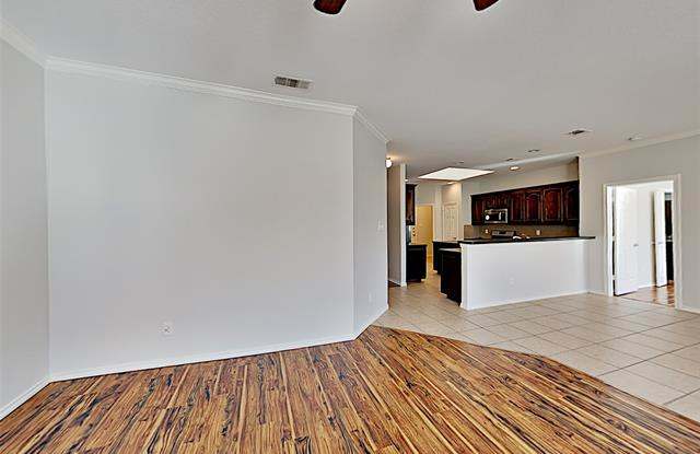 4841 Elkhart Drive Gallery 3