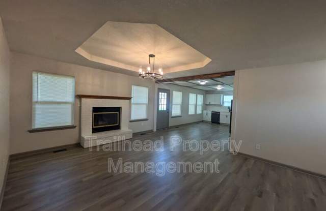 1002 SW Hereford Drive Gallery 3