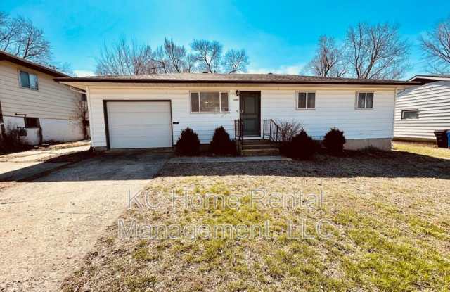 6107 E 149th Ter - 6107 East 149 Terrace, Grandview, MO 64030