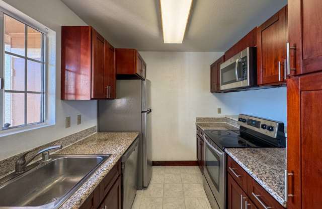 Available Now. 2BD/2BA/1PKG townhome at Villages at Waipio. photos photos