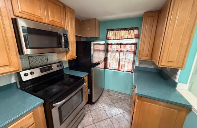 13823 PALMER HOUSE Way Gallery 3