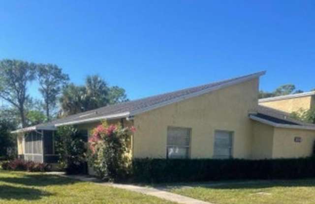 202 Sparrow Dr photos photos