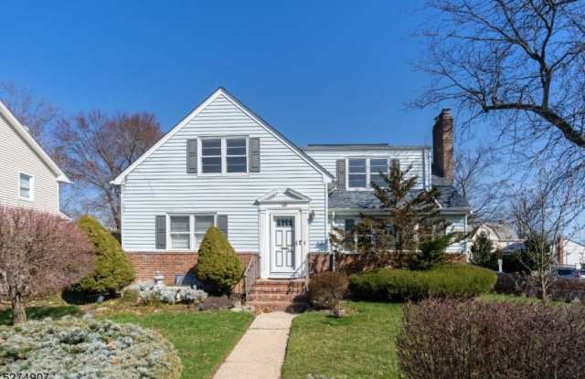 118 Dodd St - 118 Dodd Street, East Orange, NJ 07017