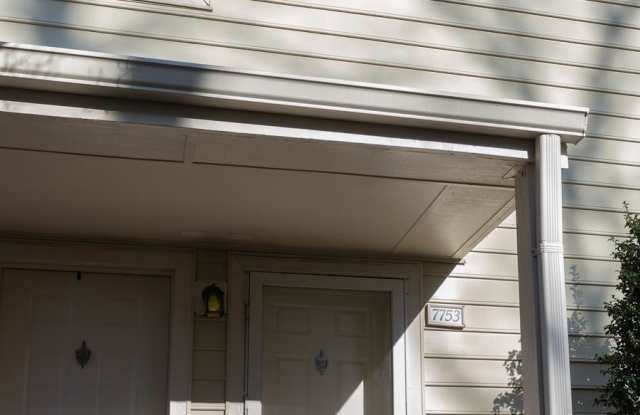 7753 WILLOW POINT DRIVE Gallery 2