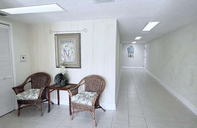 8903 Laguna Lane Gallery 3